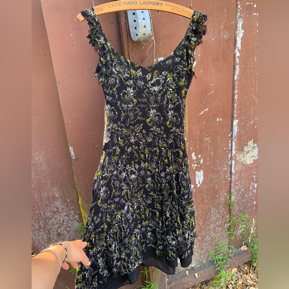 STUNNING Nine West floral black dress